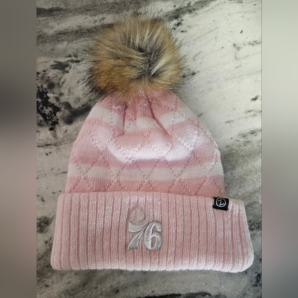 NWT! PHILADELOHIA 76'ers Pink White Knit Hat Beanie With Fur Pom Zephyr Headwear
